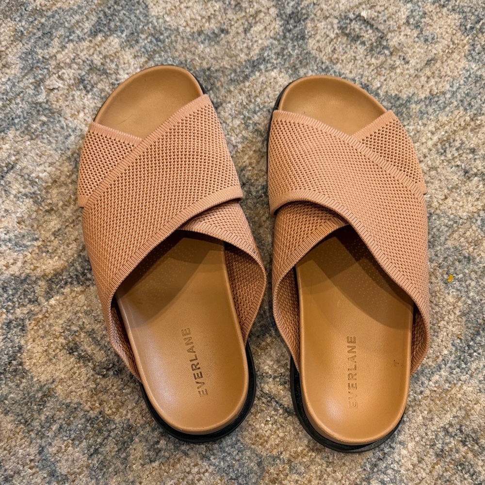 Everlane Cross-Strap Slide Sandals — tan size 7